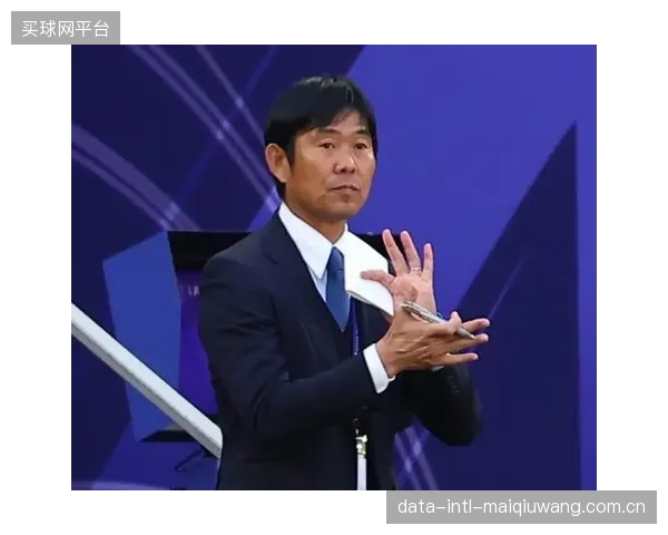 森保一或将延续3-2-4-1的超攻击性阵型，最大化发挥旅欧攻击群的进攻天赋。